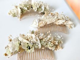 Peigne à cheveux fleuri pour coiffure de mariage en fleurs séchées & stabilisées beiges Luna par Flora Paris
