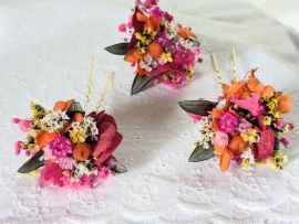 Épingle à cheveux ornée de fleurs stabilisées aux tonalités lumineuses Diane par Flora Paris
