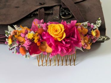 Peigne à cheveux fleuri pour coiffure de mariage en fleurs stabilisées Diane par Flora Paris