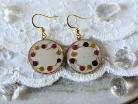 Boucles d’oreilles en résine et séchées rouge bordeaux moutarde Agatha par Flora Paris