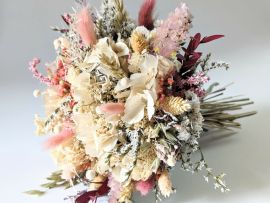 Bouquet de mariée en fleurs séchées et stabilisées aux tonalités beige et rose Jessy par Flora Paris