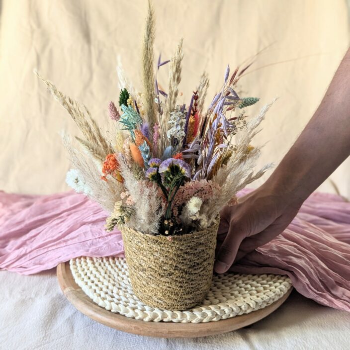Panier de fleurs naturelles séchées et stabilisées aux couleurs vives, Bloom – Image 3