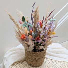 Panier de fleurs naturelles séchées et stabilisées aux couleurs vives, Bloom
