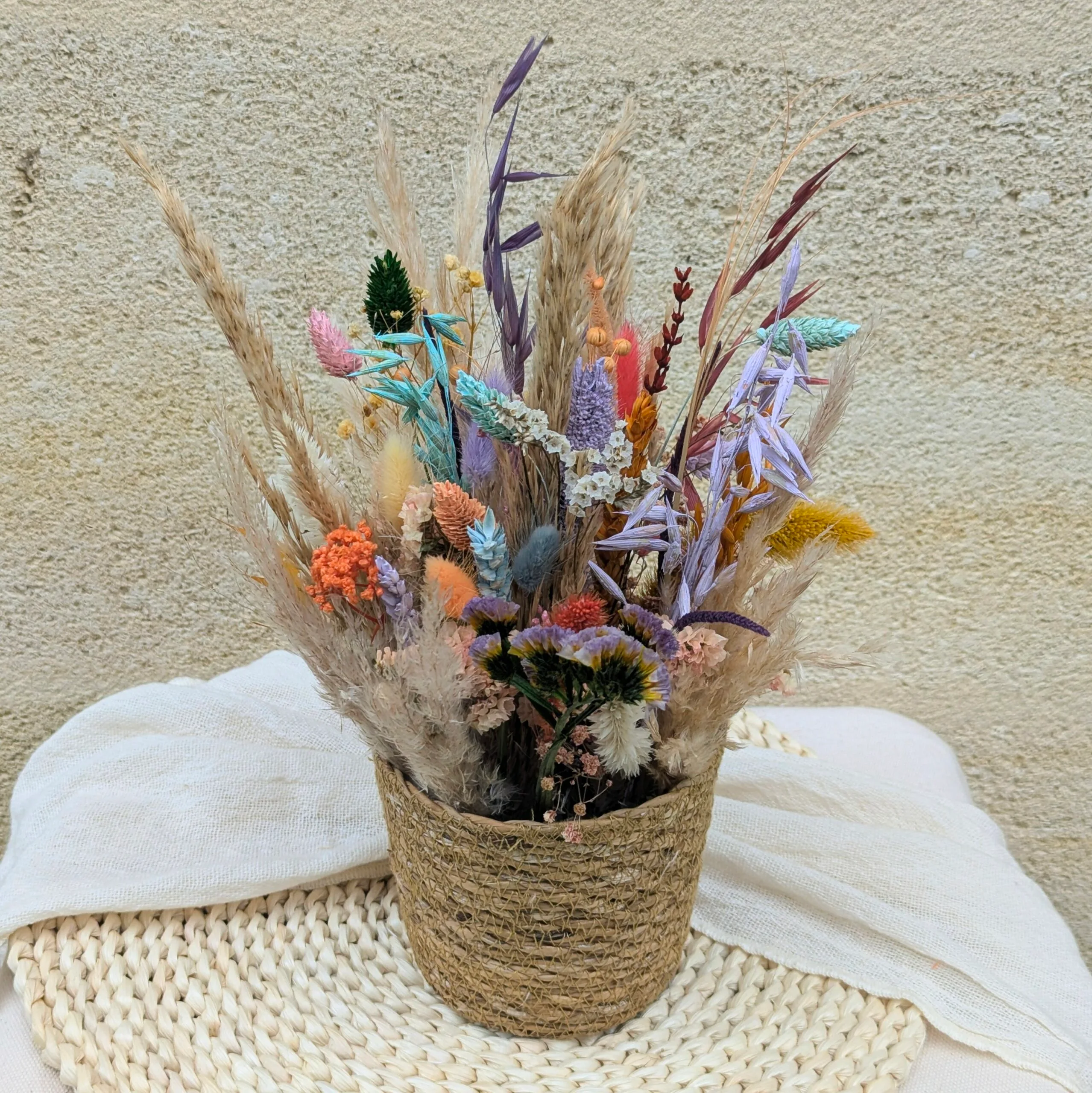 Panier de fleurs naturelles séchées et stabilisées aux couleurs vives, Bloom – Image 3