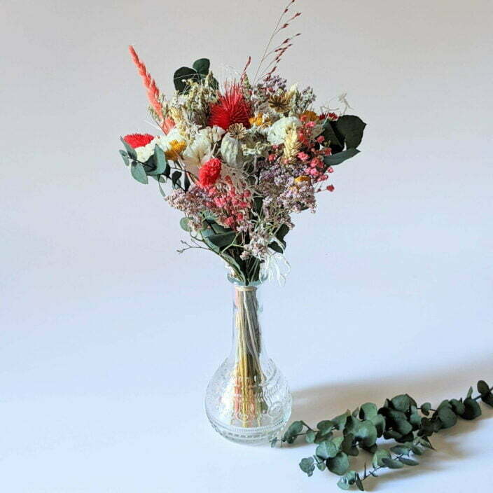 Petit bouquet de fleurs séchées aux couleurs automnales & vase en verre transparent, Aurore