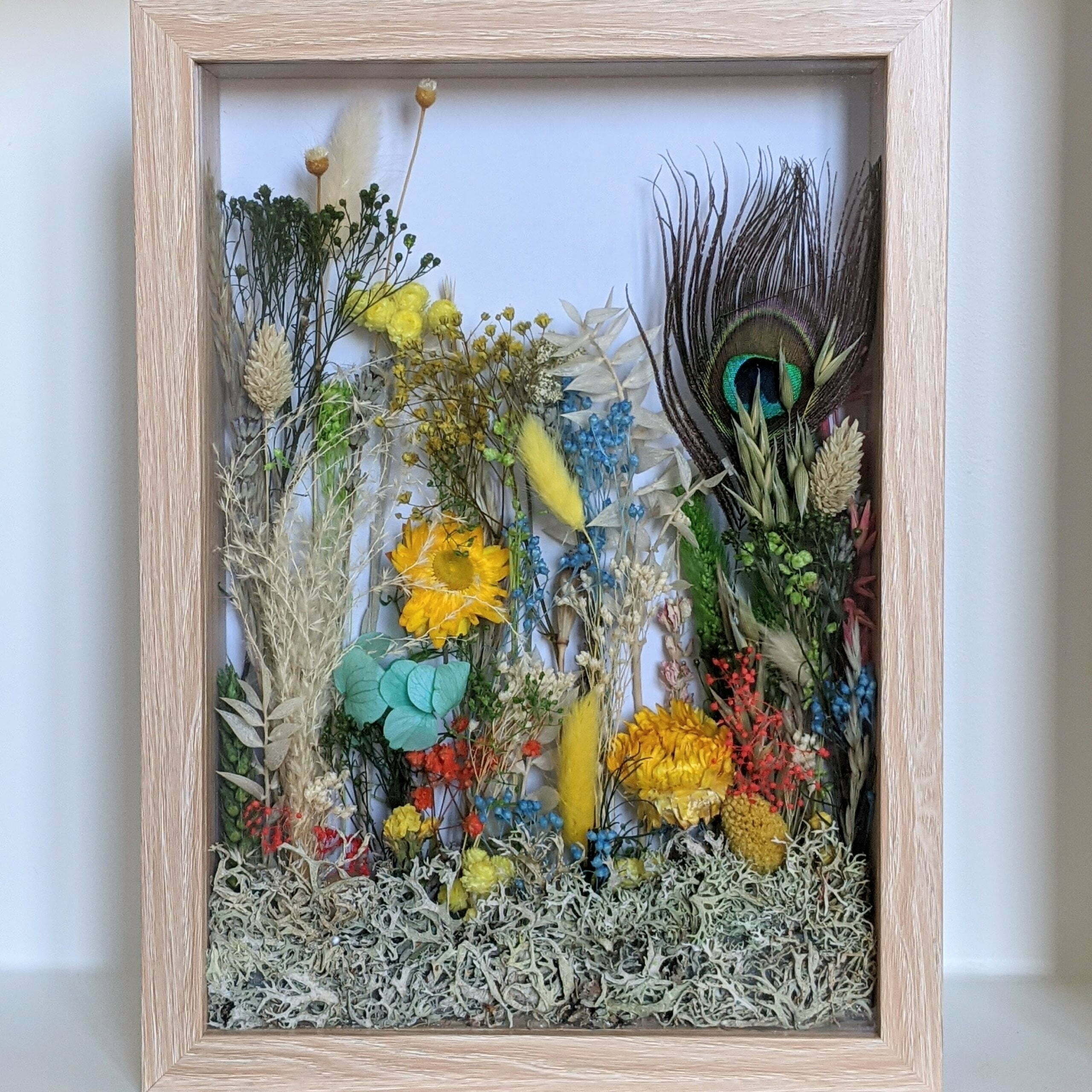 Cadre Vitrine En Bois Clair Arrangement De Fleurs Stabilisees Et Fleurs Sechees Biarritz Flora Paris Cadre Vitrine En Bois Clair Arrangement De Fleurs Stabilisees Et Fleurs Sechees Biarritz Flora Paris