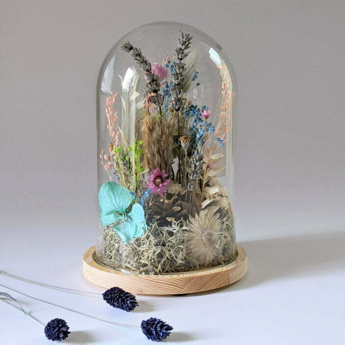 Cloche en verre avec fleurs séchées & fleurs préservées pour décoration d’intérieur peps, Ella 3