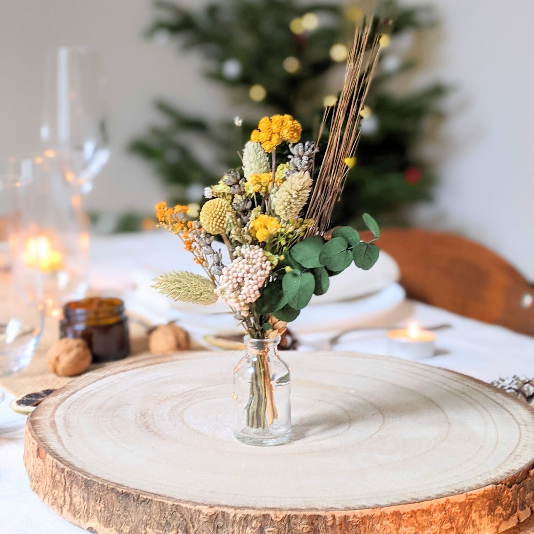 Mini bouquet de fleurs séchées pour décoration de table évènementielle