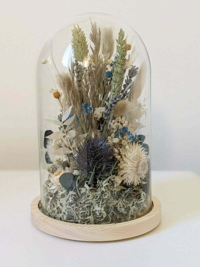 Cloche en verre, fleurs stabilisées & fleurs séchées pour décoration d’intérieur, Joy 2