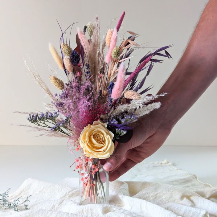 Petit bouquet de fleurs séchées & fleurs stabilisées, Zara 2