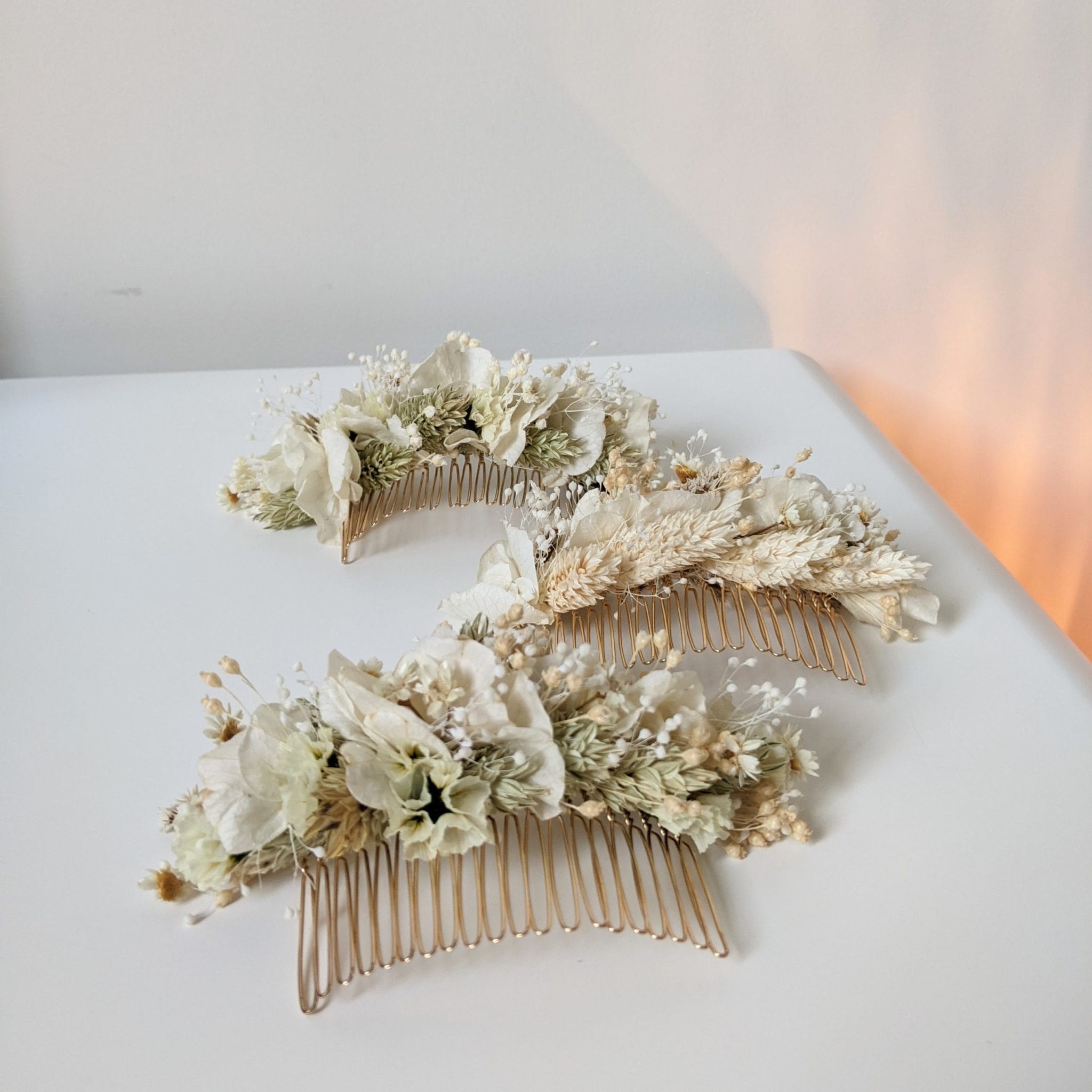 Peigne à cheveux de mariage bohème avec fleurs séchées pour