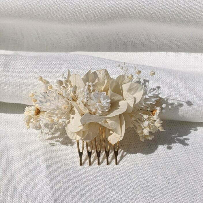Peigne à cheveux fleuri pour coiffure de mariage en fleurs séchées & fleurs stabilisées, Luna 2