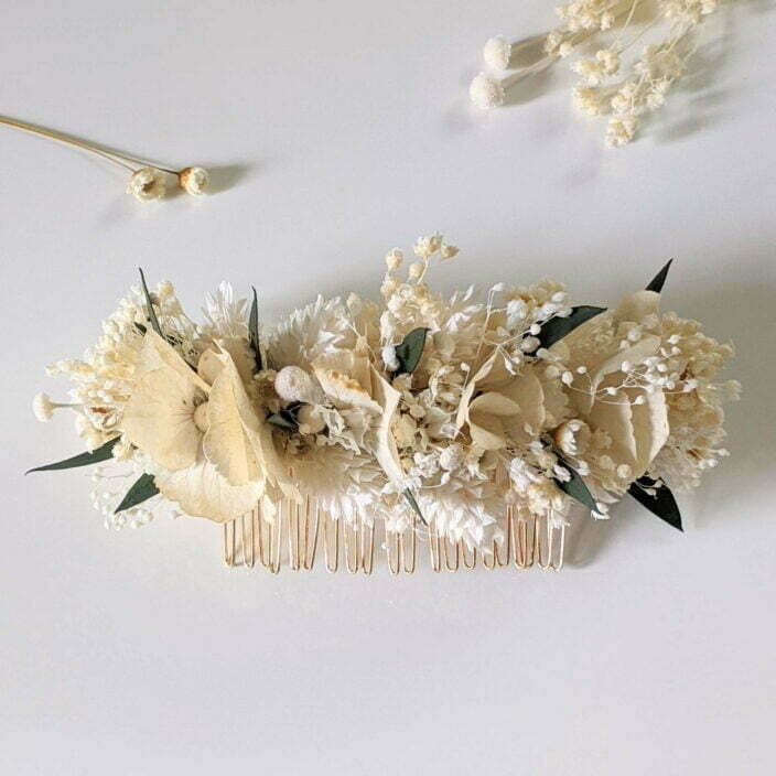 Peigne à cheveux fleuri pour coiffure de mariage en fleurs séchées & fleurs stabilisées, Inès – Image 2