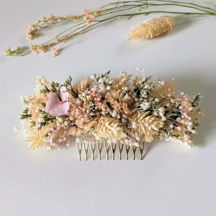 Peigne à cheveux fleuri pour coiffure de mariage en fleurs séchées & fleurs stabilisées, Melocoton 3