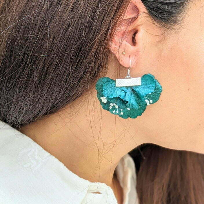 Boucles d’oreilles éventail en fleurs stabilisées, bijou bohème, Neus 3