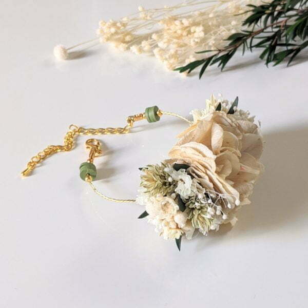 Bracelet de mariée artisanal en fleurs séchées & fleurs stabilisées, Inès