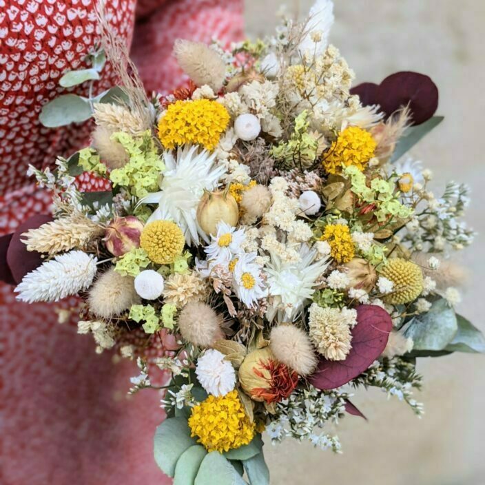 Bouquet de mariée en fleurs séchées & fleurs stabilisées dans les tons jaunes, rouges, beiges, Elvira 2