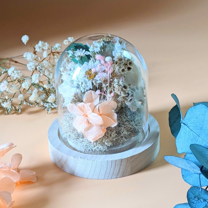 Cloche en verre avec fleurs séchées & fleurs éternelles pour décoration d’intérieur bohème, Lupita 4