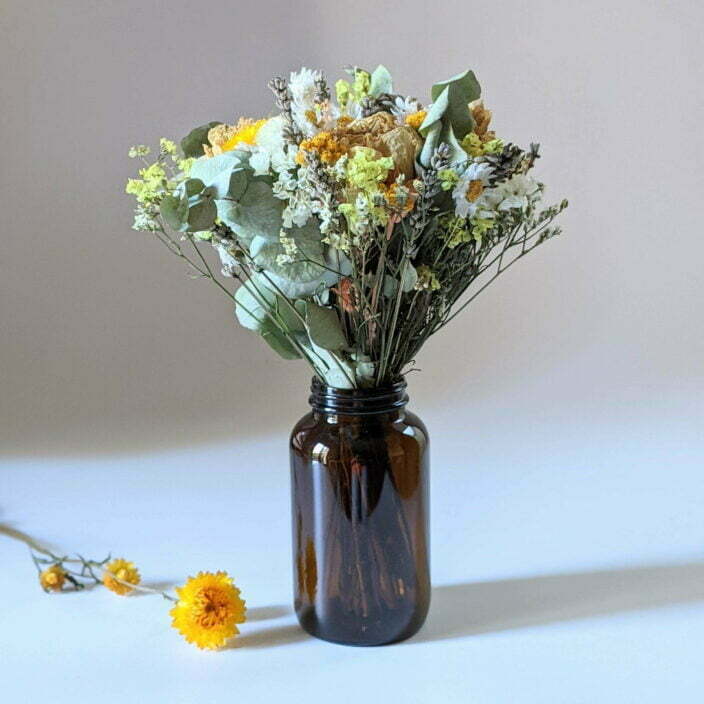 Bouquet de fleurs séchées avec soliflore en verre teinté recyclé, pour décoration d’intérieur, Agrume 2