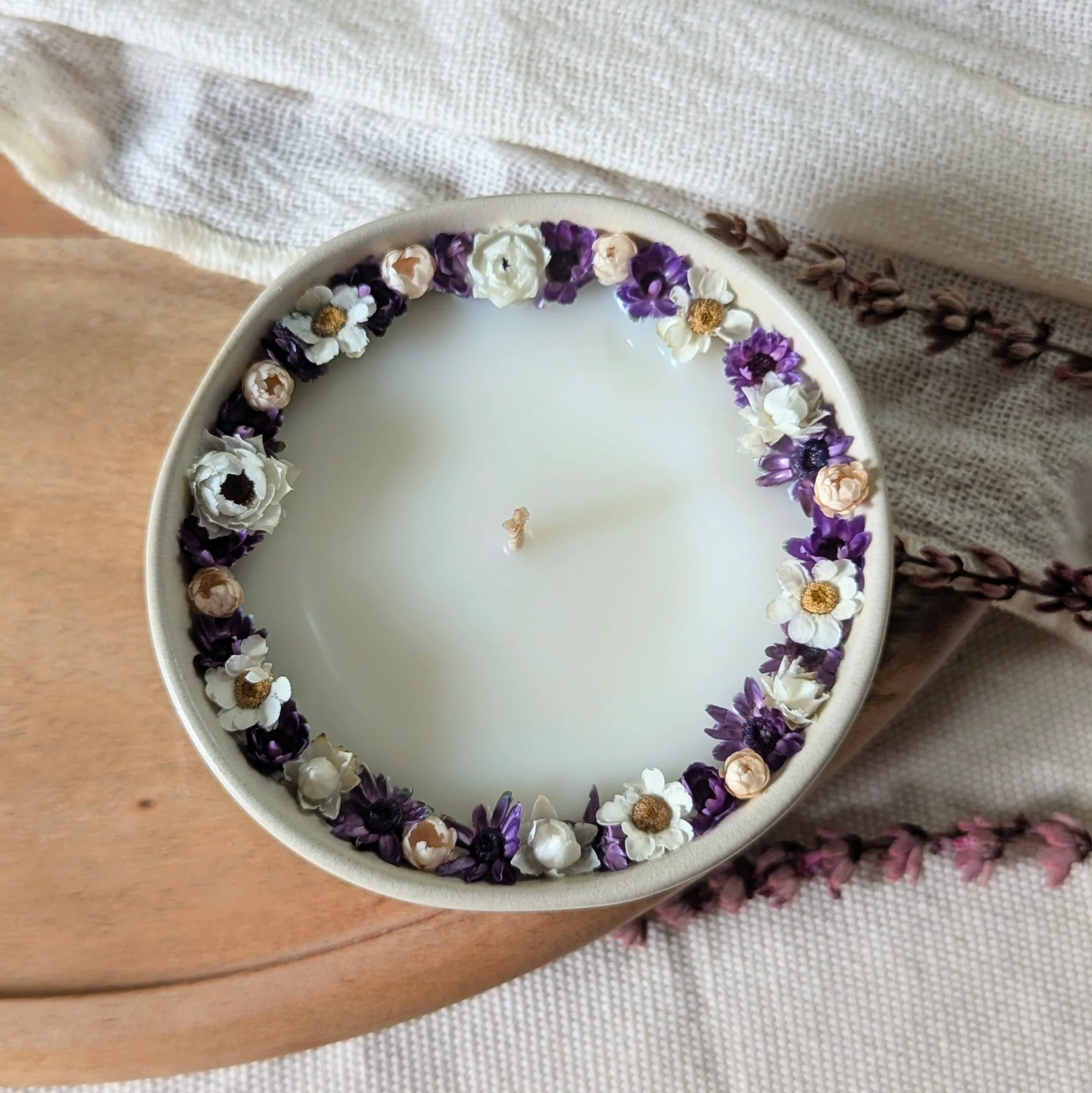 Bougie fleurie parfum lilas, pivoine, Amaryllis – Image 2