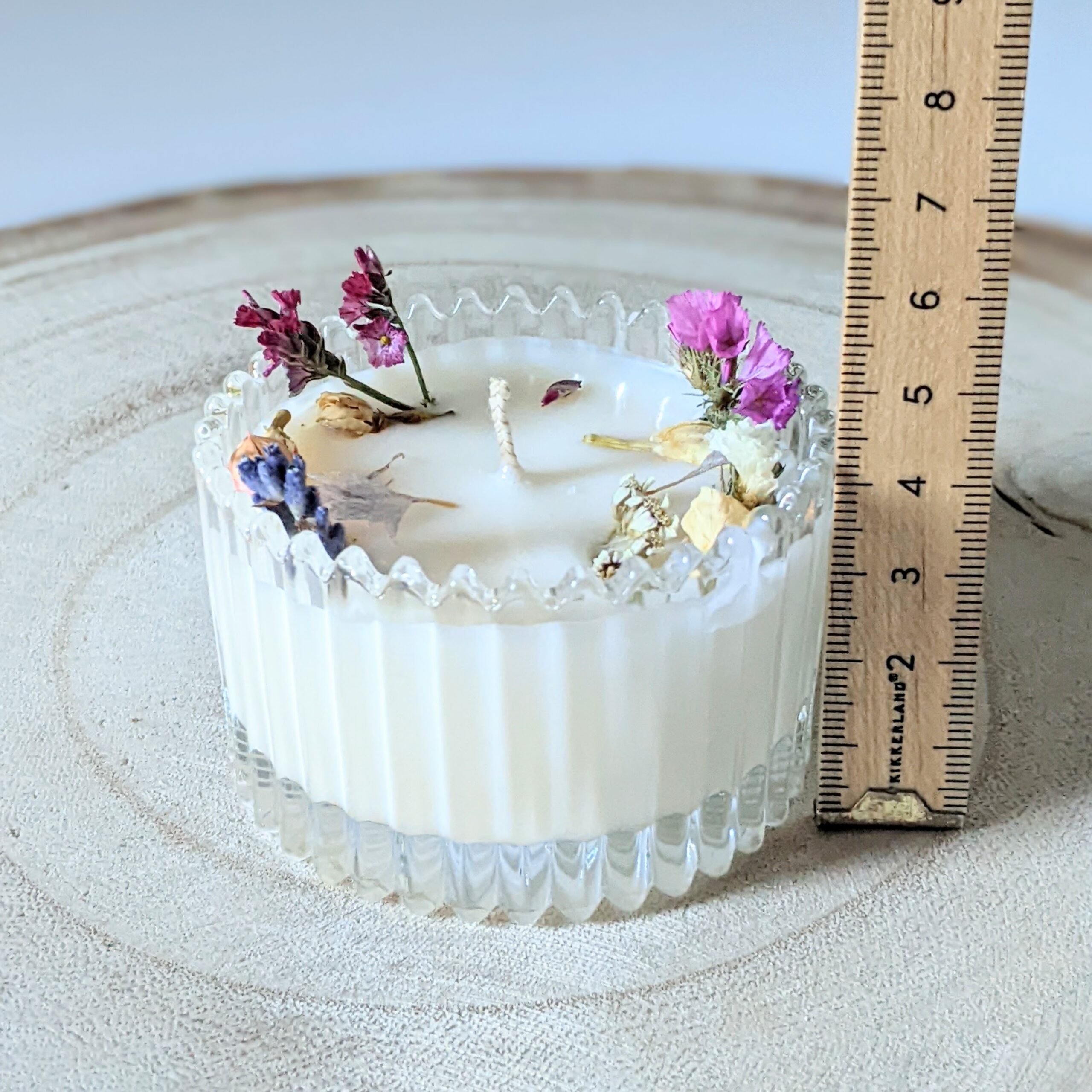Bougie gel parfumé 20 cm, motif c?ur ou fleur en céramique naturelle.  Parfums fleuris.