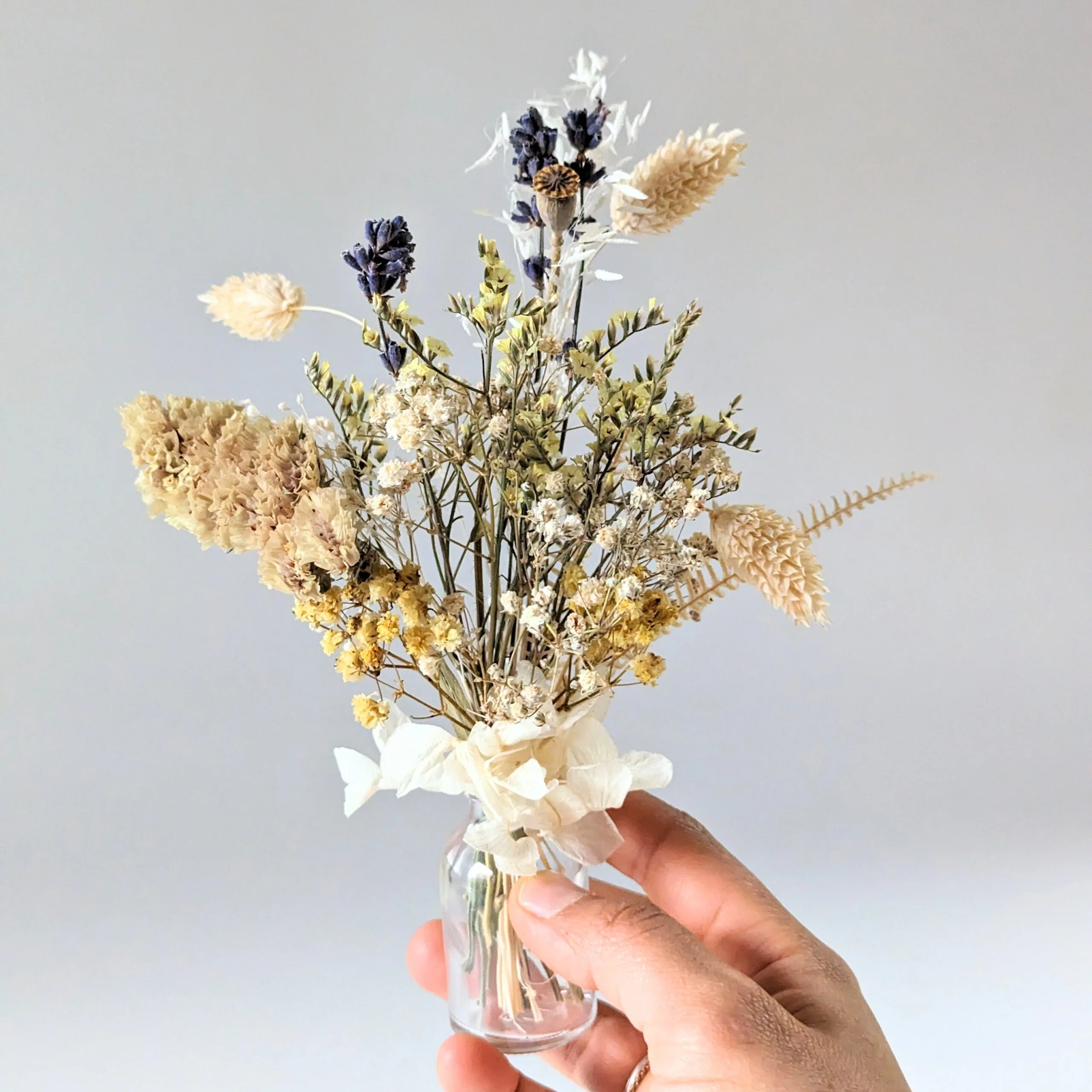 Mini bouquet de fleurs séchées pour décoration de table évènementielle, Amarillo – Image 3