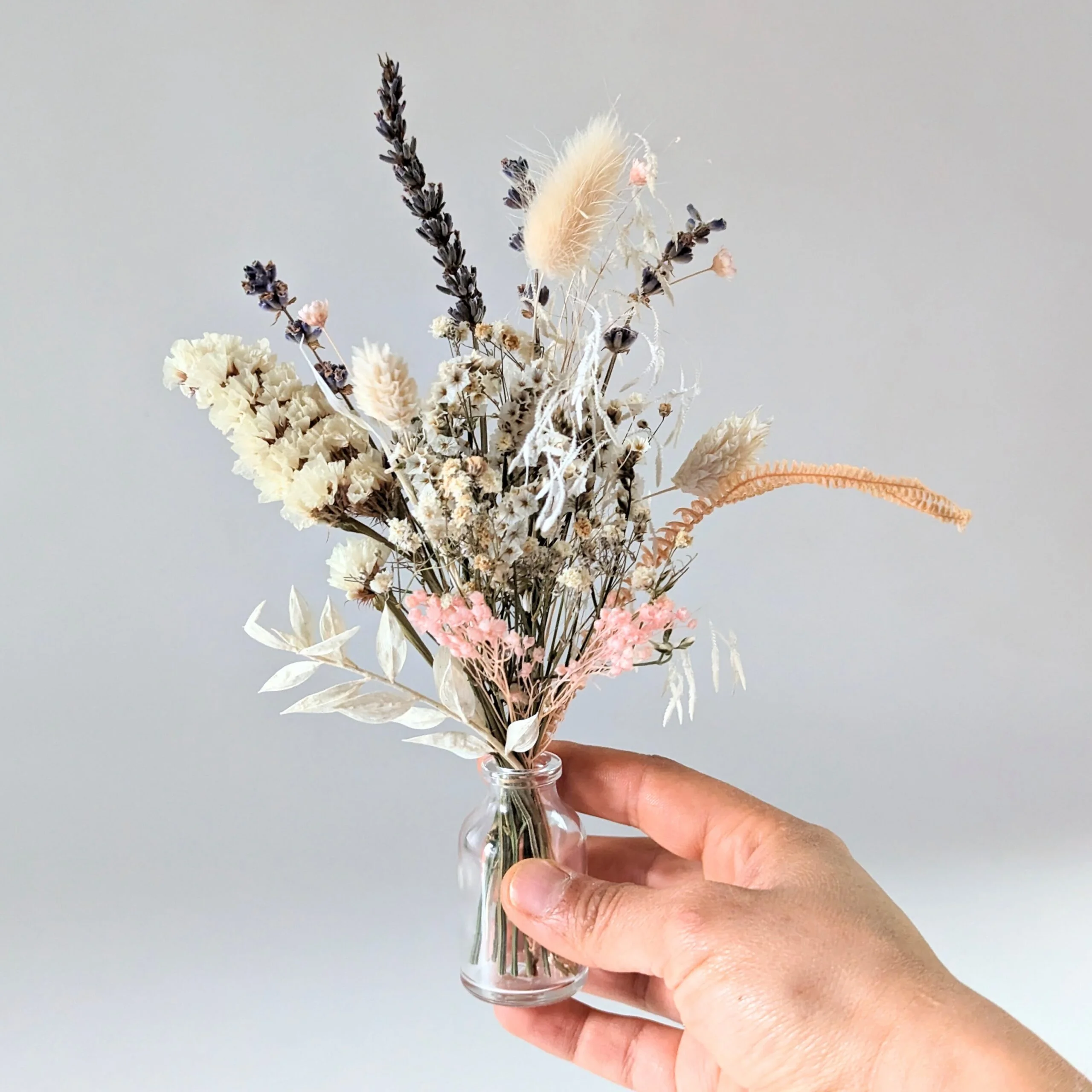 Mini bouquet de fleurs séchées pour décoration de table évènementielle, Rosae – Image 3