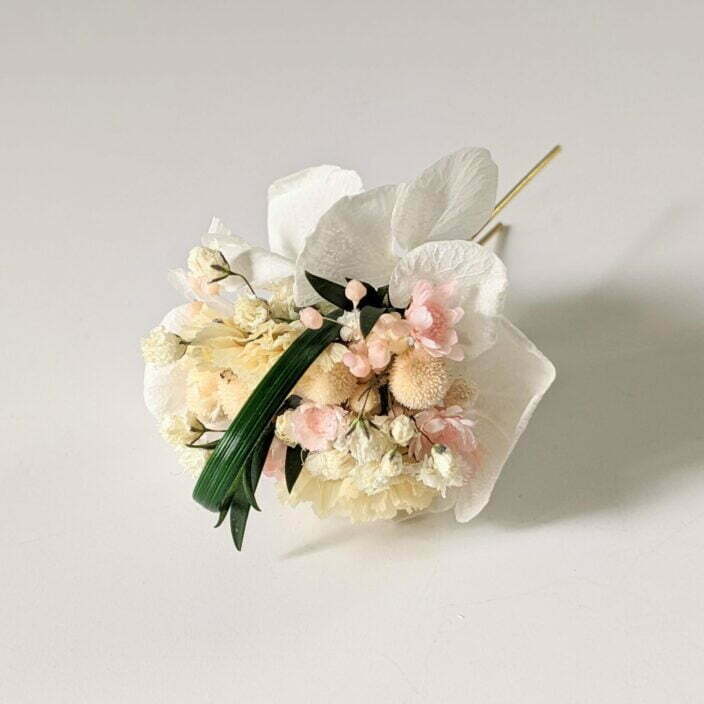 Épingle à cheveux ornée de fleurs séchées & fleurs stabilisées, Rafaela 2