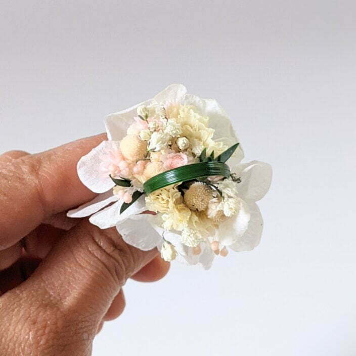 Épingle à cheveux ornée de fleurs séchées & fleurs stabilisées, Rafaela 3