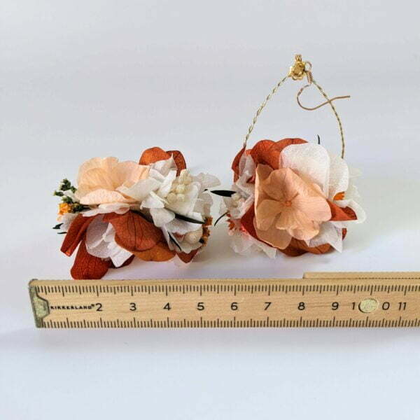 Boucles d’oreilles de mariée artisanales en fleurs séchées & fleurs stabilisées, Chloé 3