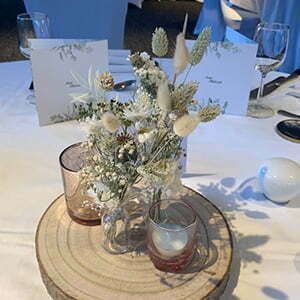 Mini bouquet de fleurs séchées pour décoration de table évènementielle, Fiesta évalué par Assa
