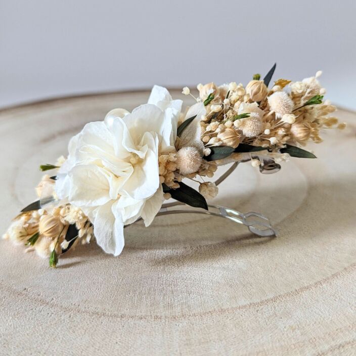 Barrette à cheveux fleurie pour coiffure de mariage en fleurs stabilisées, Virginie