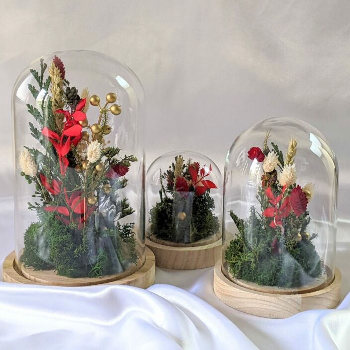 Cloche en verre avec fleurs stabilisées aux couleurs de Noël, Jingle Bell 4