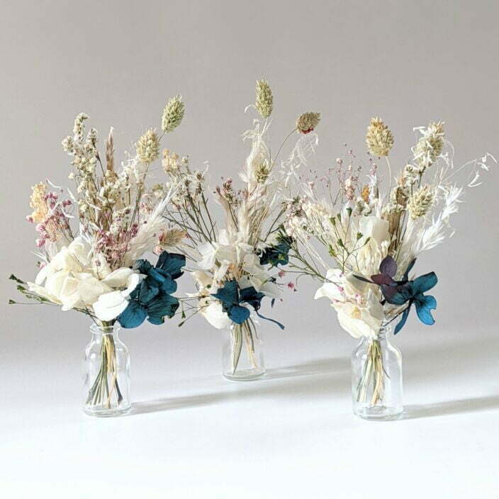 Mini bouquet de fleurs stabilisées & fleurs séchées dans les tons bleus et verts, Arcachon