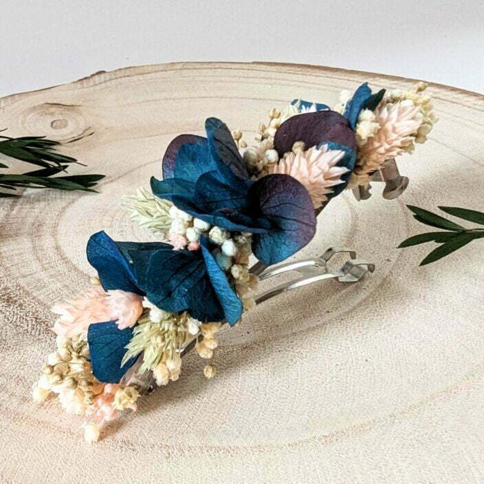 Barrette à cheveux fleurie pour coiffure de mariage en fleurs séchées & fleurs stabilisées, Mona