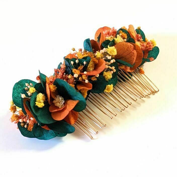 Peigne à cheveux fleuri pour coiffure de mariage en fleurs stabilisées oranges et bleues, Nila