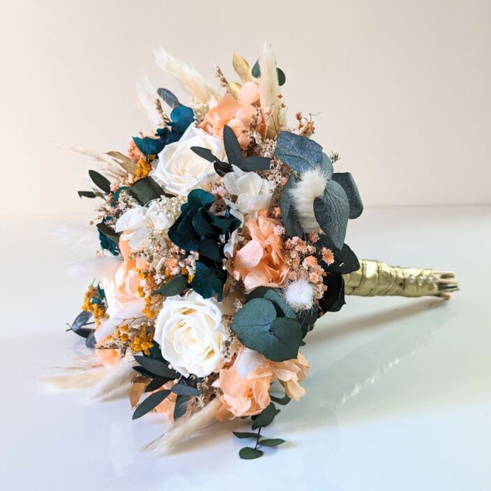 Bouquet de mariée avec roses éternelles et fleurs séchées, Aurore