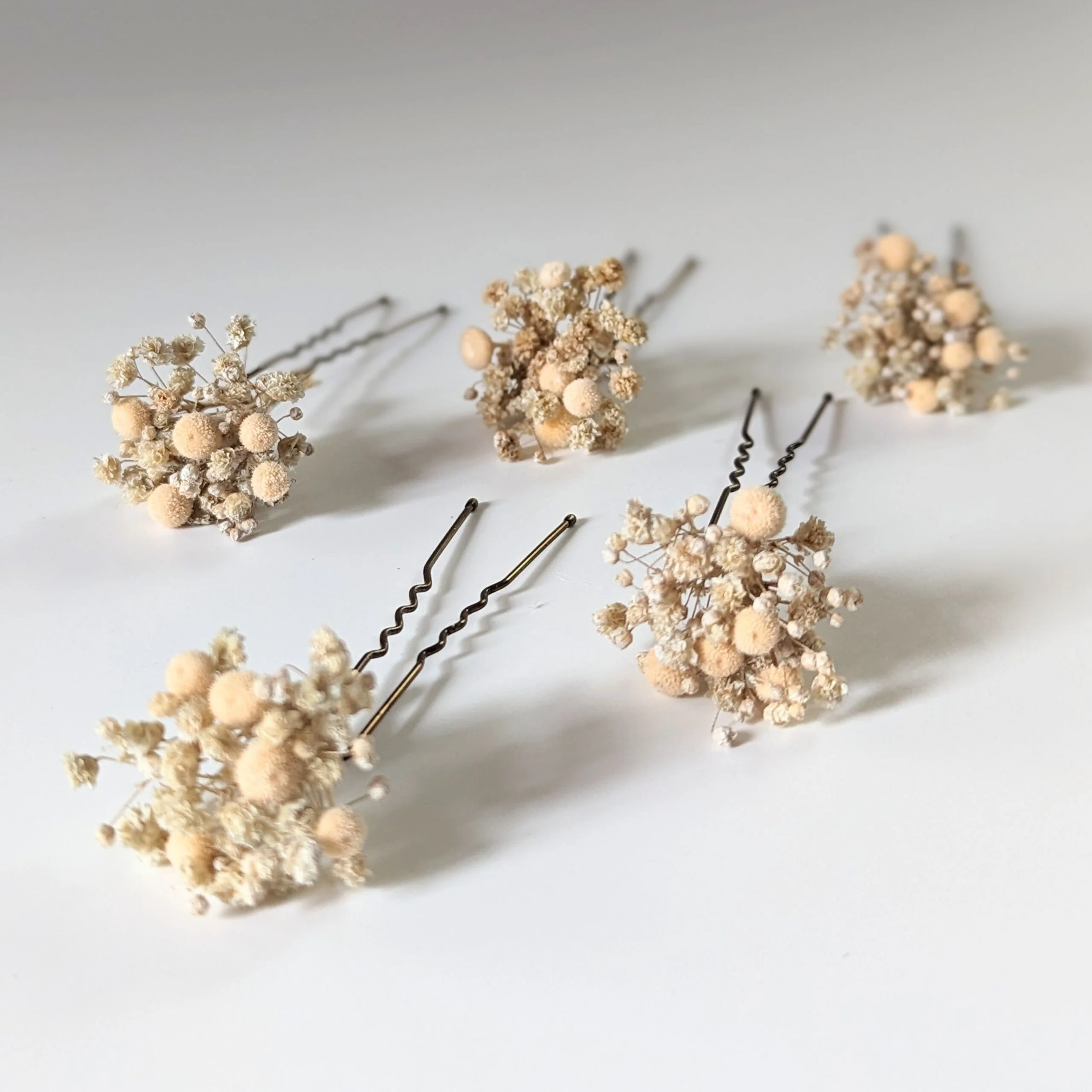 Épingle à cheveux ornée de gypsophile stabilisée, Alma – Image 3