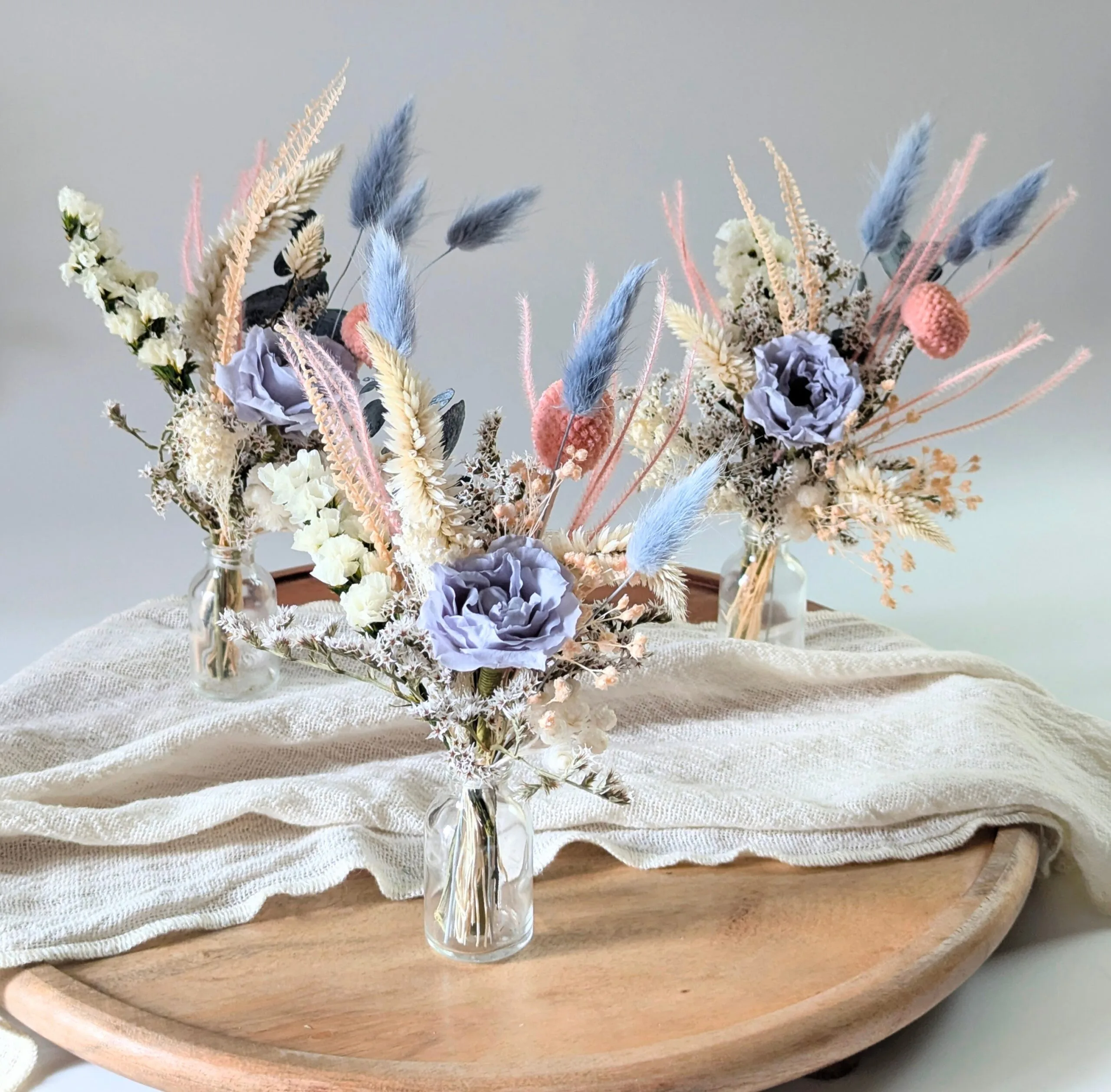 Mini bouquet de fleurs stabilisées pour décoration de table évènementielle, Pauline