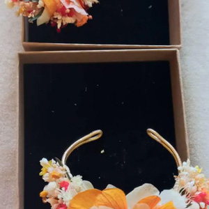 Bracelet artisanal en fleurs stabilisées aux tonalités rouges, Coco Cinelle évalué par Joelle