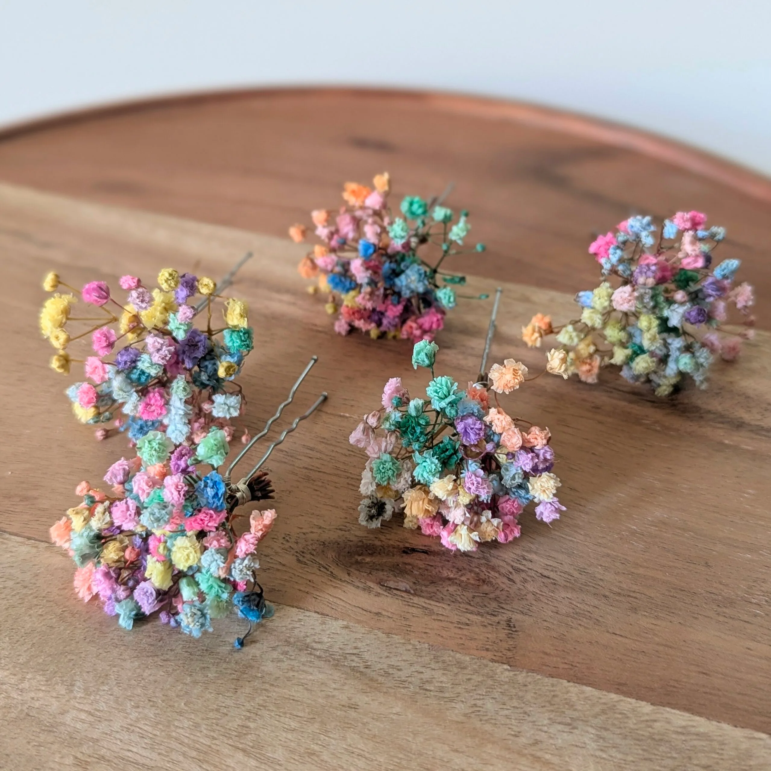 Épingle à cheveux ornée de gypsophile stabilisée multicolore, Felicia – Image 2