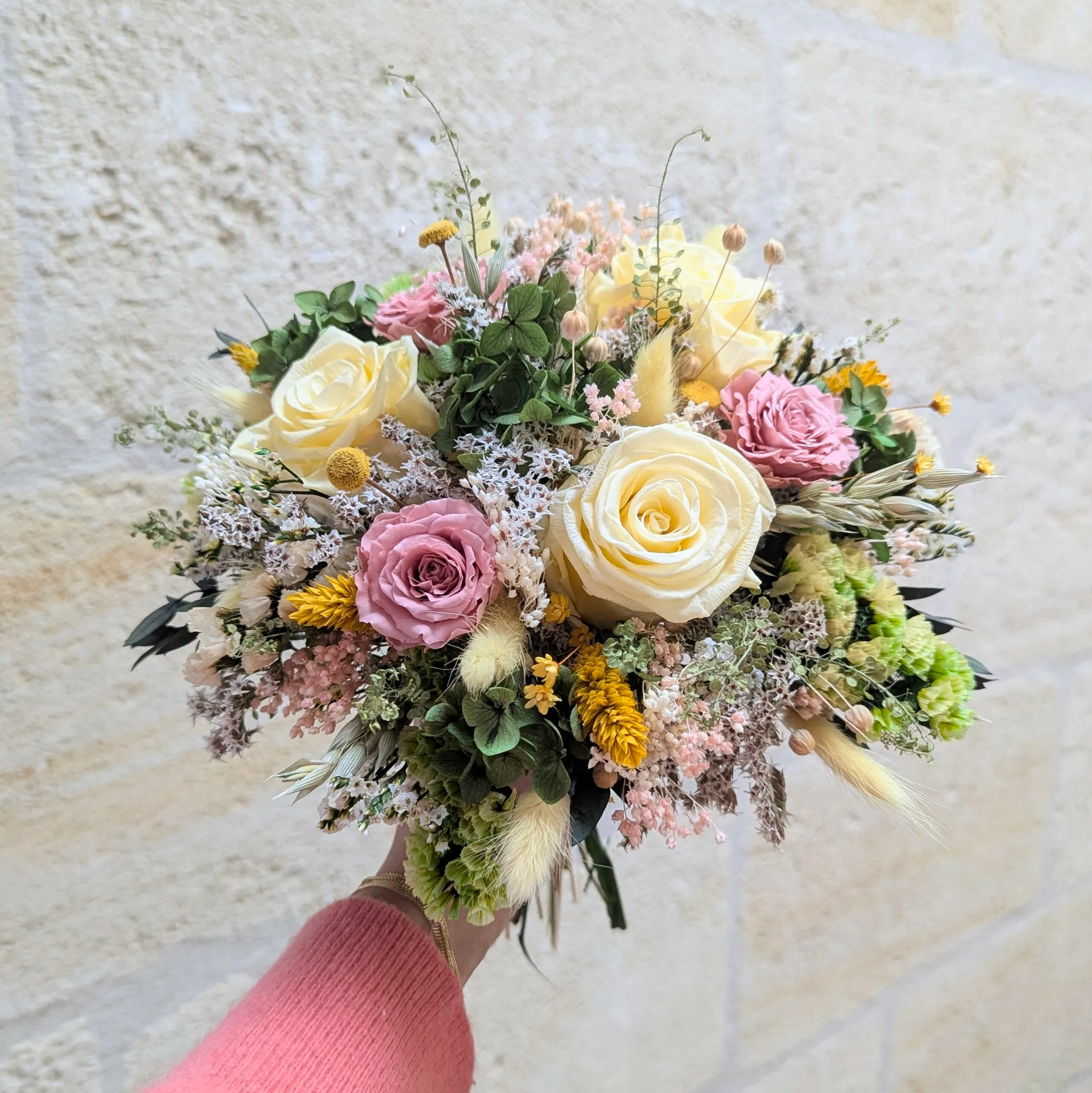 Bouquet de mariée en fleurs stabilisées & roses éternelles, Madeleine – Image 2