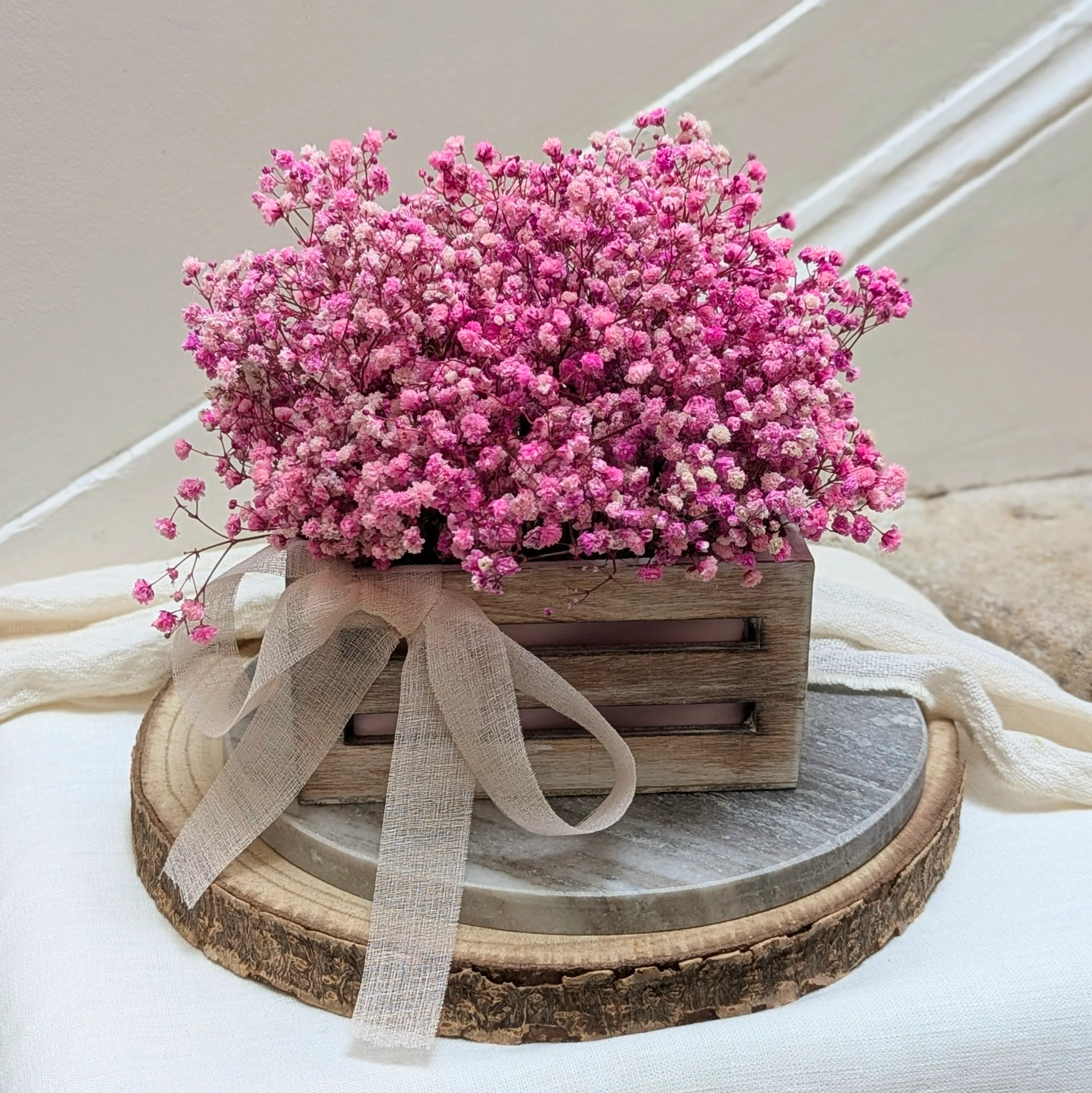 Cagette de gypsophile rose stabilisée décoration florale vintage, Rosalie – Image 4